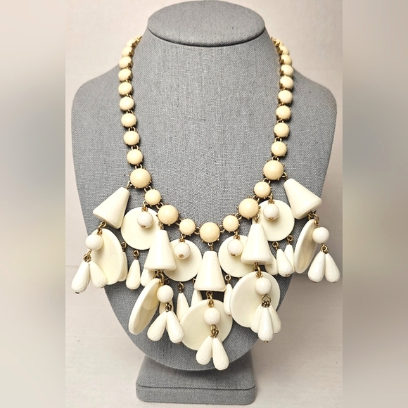 [J. CREW] 《Wind Bell》Dusty Ivory Chunky Geometric Statement Necklace - Picture 1 of 16